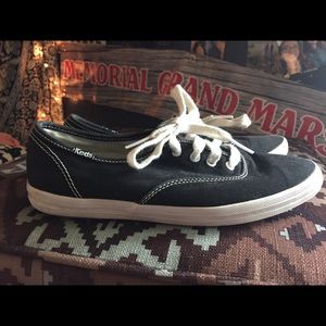 Black and white keds